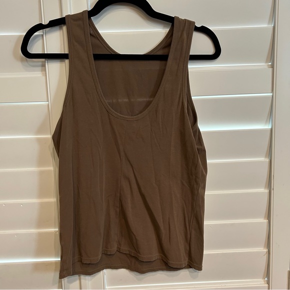 Richer Poorer Scoop Back Tank Top Brown Camel Size Medium - Picture 2 of 5